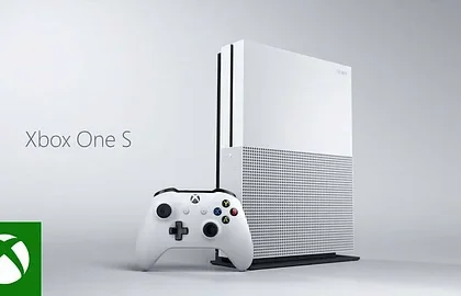 Microsoft: Konzole PlayStation 4 se prodalo více než dvakrát tolik co Xbox One  