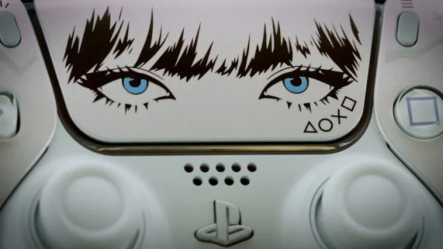 Sony oznámila nový DualSense ovladač. Vznikl ve spolupráci se zpěvačkou Lisou