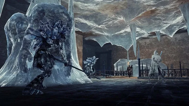 Dark Souls II - Crown of the Ivory King Trailer