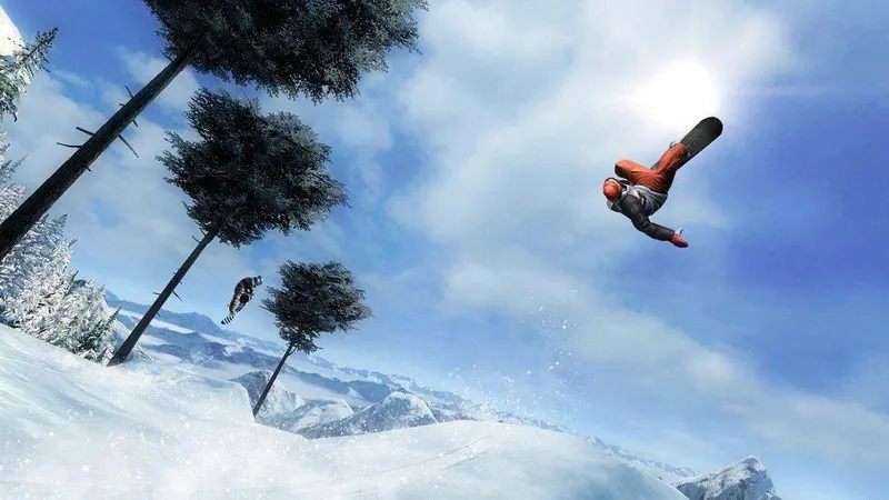 Shaun White Snowboarding