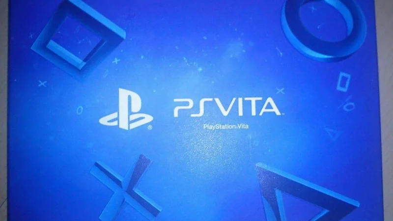 Fotky předobjednávajícího balíčku Playstation Vita