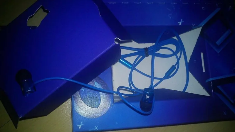 Fotky předobjednávajícího balíčku Playstation Vita