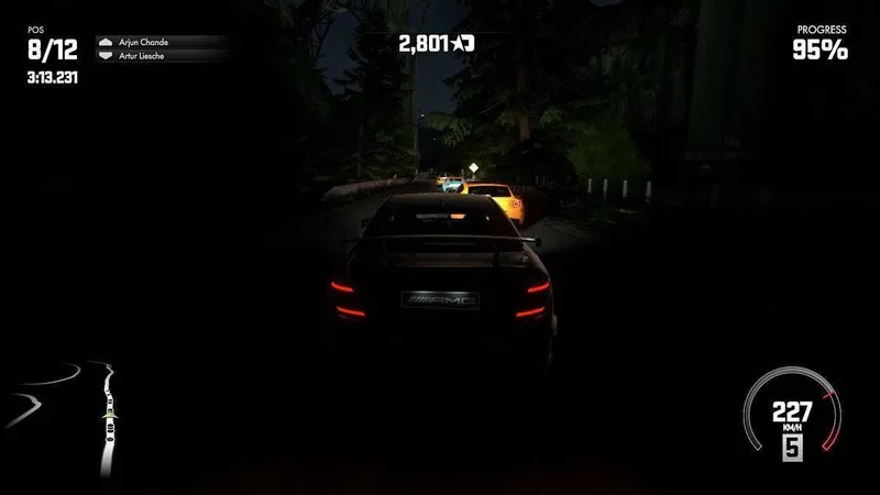 Za stažením Driveclubu z prodeje zřejmě může vypršení licence